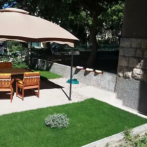 Garden Vanya Apartamento